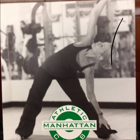 Meet your Posher, Lisa - Picture 1 of 3